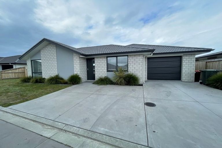 Photo of property in 6 Mercury Lane, Papamoa, 3118