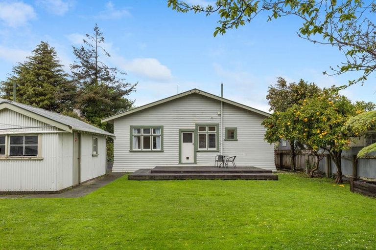 Photo of property in 44 Miro Street, Takaro, Palmerston North, 4410