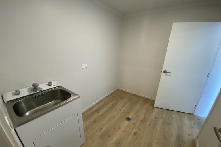 Photo of property in 2/101 Aurora Terrace, Hillcrest, Hamilton, 3216