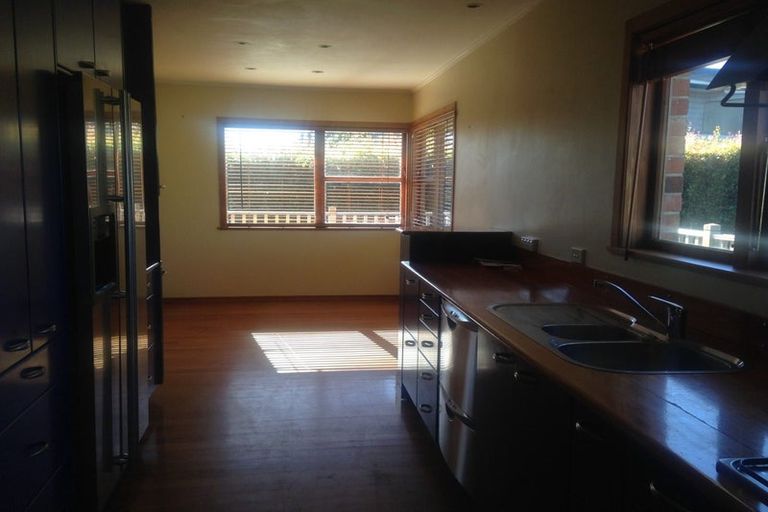 Photo of property in 8 Boyd Avenue, Mangere Bridge, Auckland, 2022