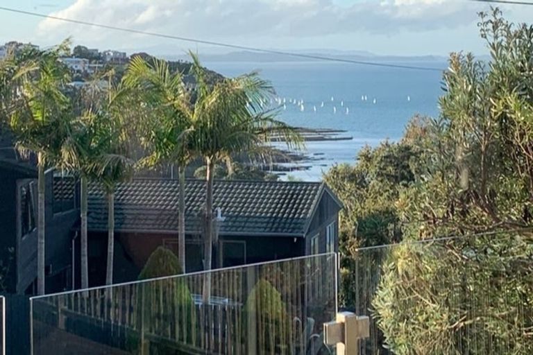 Photo of property in 103 Stanmore Bay Road, Stanmore Bay, Whangaparaoa, 0932