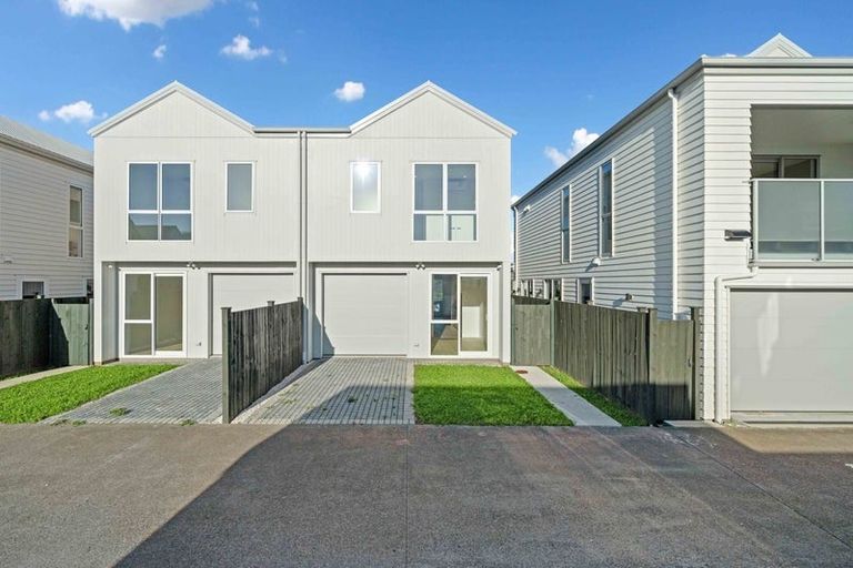 Photo of property in 6 Yellow Pear Lane, Karaka, Papakura, 2113