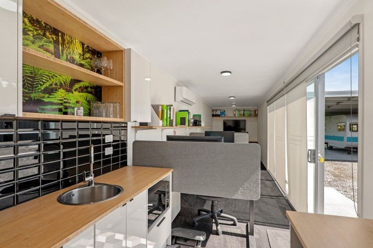 Photo of property in 18 Mchugh Crescent, Darfield, 7510