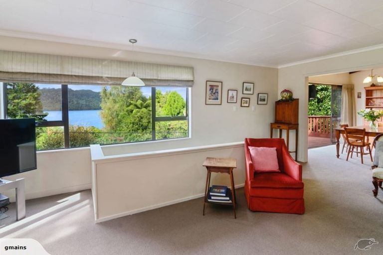 Photo of property in 50 Okareka Loop Road, Lake Okareka, Rotorua, 3076