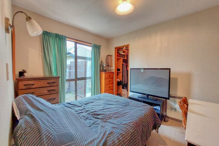 Photo of property in 2/14 Strauss Place, Somerfield, Christchurch, 8024