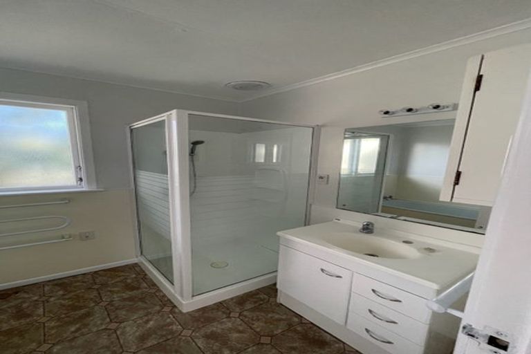 Photo of property in 52 Meremere Street, Wainuiomata, Lower Hutt, 5014