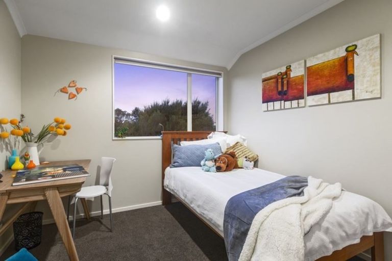 Photo of property in 240 Schnapper Rock Road, Schnapper Rock, Auckland, 0632