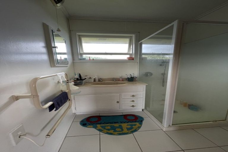 Photo of property in 46a Gordon Avenue, Milford, Auckland, 0620