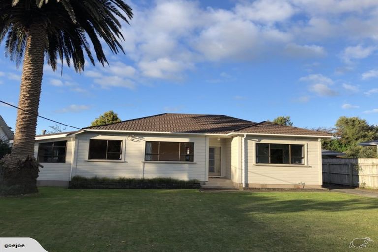 Photo of property in 41 Manawapou Road, Hawera, 4610