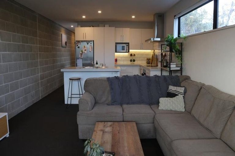 Photo of property in 9b Tonks Street, North New Brighton, Christchurch, 8083