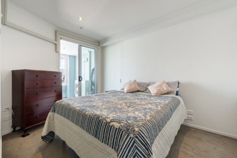 Photo of property in Algarve Apartments, 211/332 Maunganui Road, Mount Maunganui, 3116