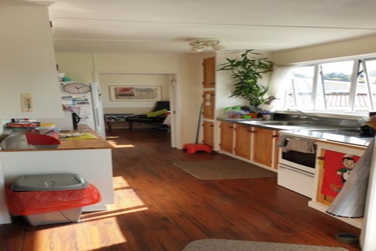 Photo of property in 17 Doctors Hill Road, Maungaturoto, 0520