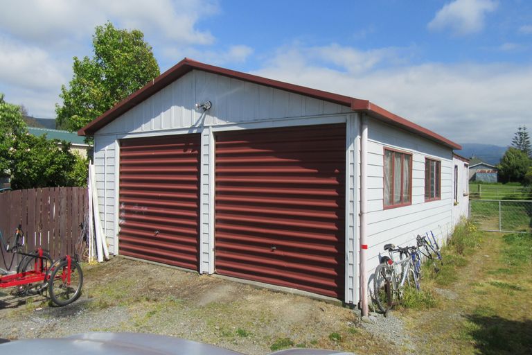 Photo of property in 78 Shearman Street, Waimate, 7924