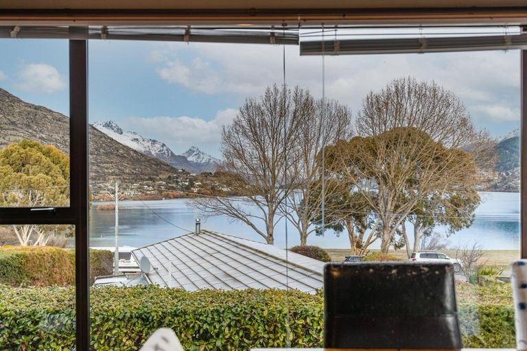 Photo of property in 28a Lake Avenue, Frankton, Queenstown, 9300