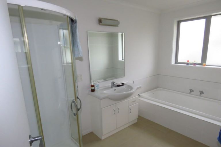 Photo of property in 108 Peel Street, Westport, 7825