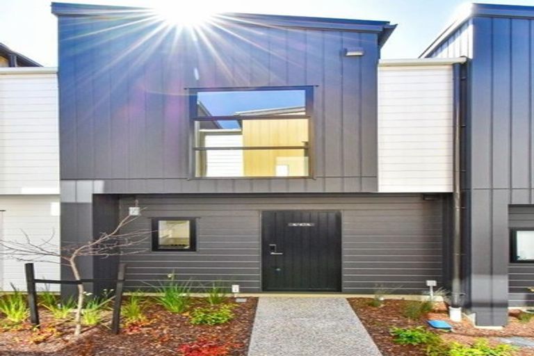 Photo of property in 4/47a Huntington Drive, Huntington Park, Auckland, 2013