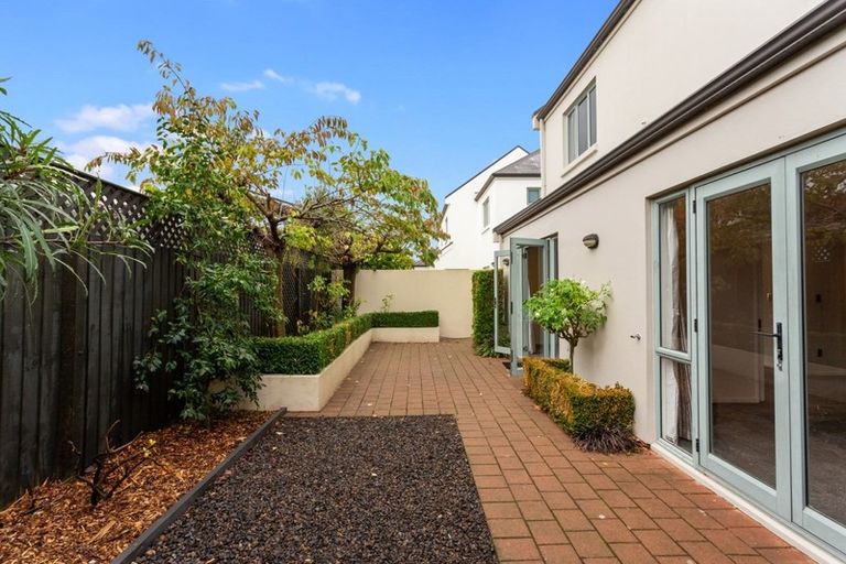 Photo of property in 2/29 Stoneyhurst Street, St Albans, Christchurch, 8014