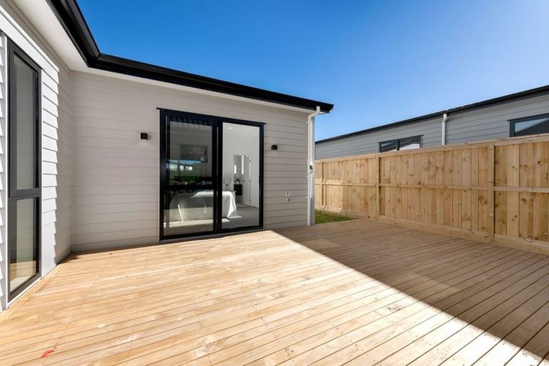 Photo of property in 14 Kobe Street, Karaka, 2580