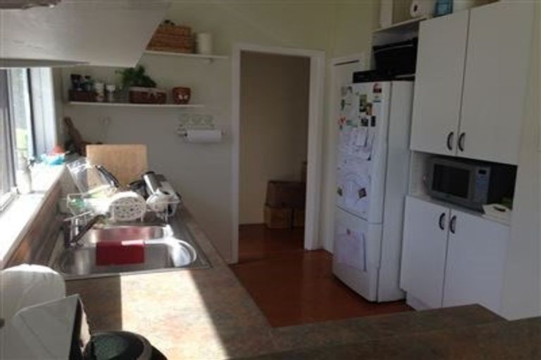 Photo of property in 1/21 William Souter Street, Forrest Hill, Auckland, 0620