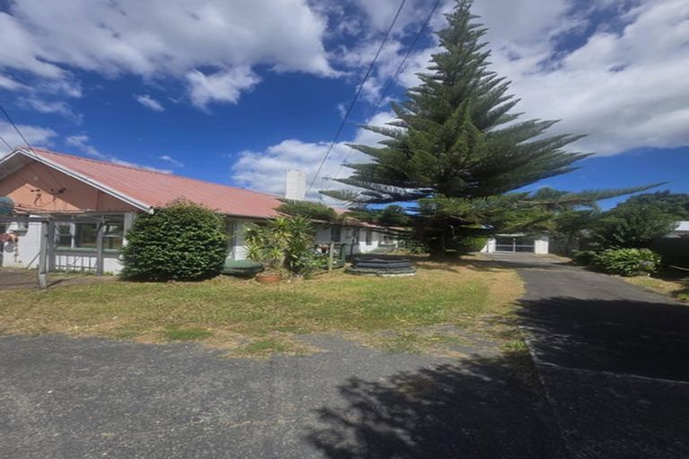 Photo of property in 21 Smiths Avenue, Papakura, 2110