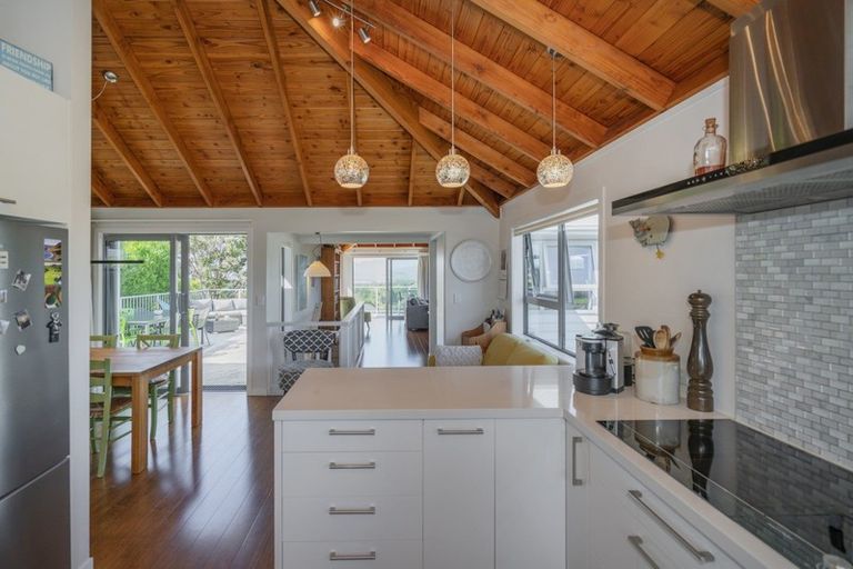 Photo of property in 111 Centennial Drive, Whitianga, 3510