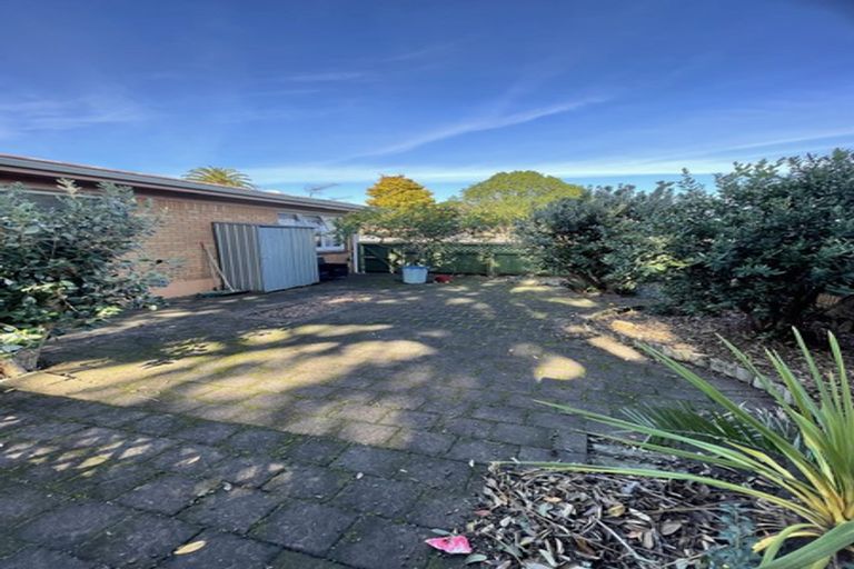Photo of property in 1/32 Wallace Road, Papatoetoe, Auckland, 2025