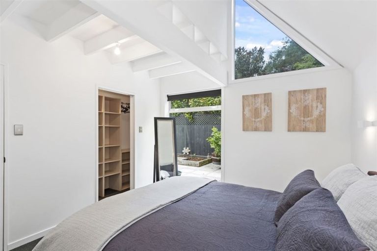 Photo of property in 98a Memorial Avenue, Ilam, Christchurch, 8053