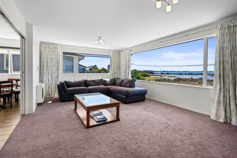 Photo of property in 1/68 Mccormacks Bay Road, Mount Pleasant, Christchurch, 8081