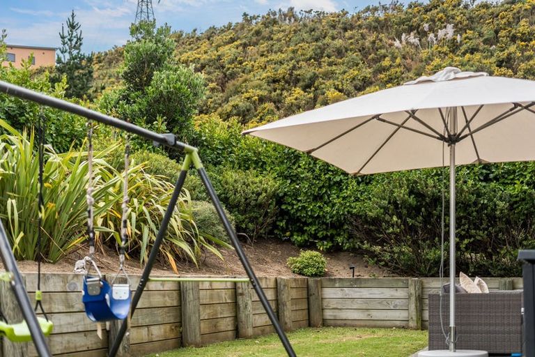 Photo of property in 190 Navigation Drive, Whitby, Porirua, 5024