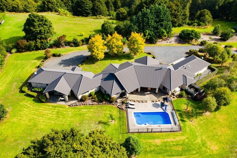 Photo of property in 4 Kohura Way, Maungatapere, Whangarei, 0179