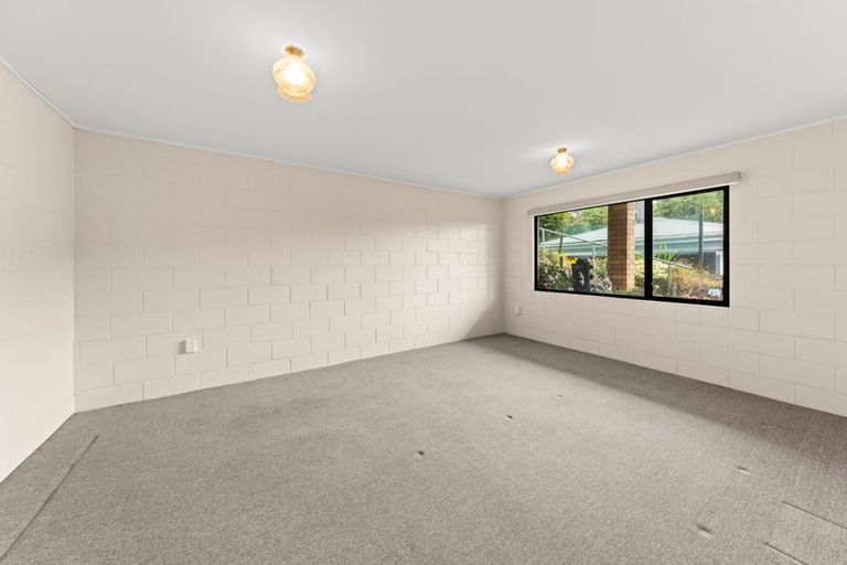 Photo of property in 5 Whakapaki Street, Urenui, 4375
