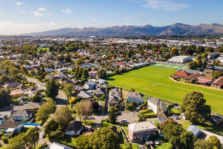 Photo of property in 20a Tiora Place, Upper Riccarton, Christchurch, 8041