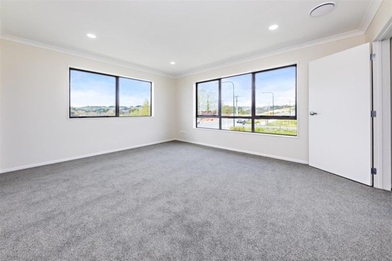 Photo of property in 291 Flat Bush School Road, Flat Bush, Auckland, 2019