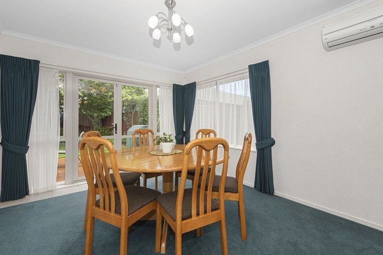 Photo of property in 30 The Esplanade, Huntington, Hamilton, 3210