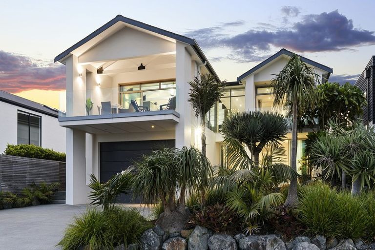 Photo of property in 32 Mangatawhiri Road, Omaha, Warkworth, 0986