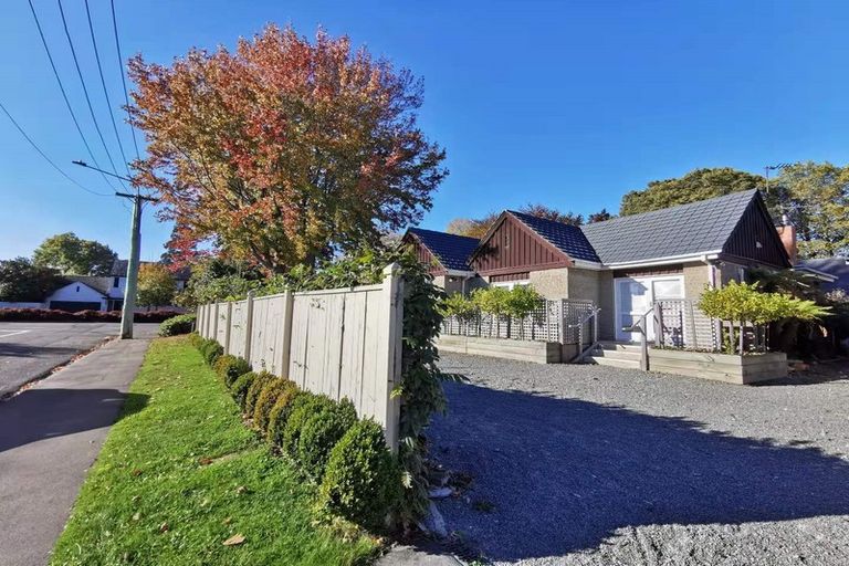 Photo of property in 157 Fendalton Road, Fendalton, Christchurch, 8041