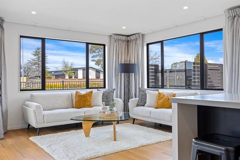 Photo of property in 3 Tara Crescent, Woodend, 7610