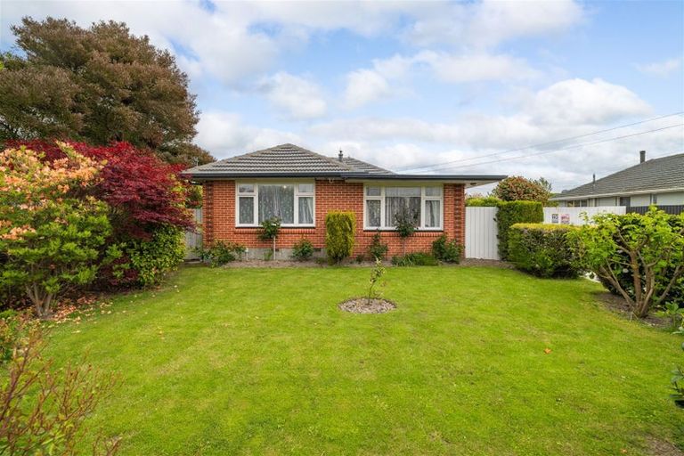 Photo of property in 39 Pembroke Street, Avondale, Christchurch, 8061