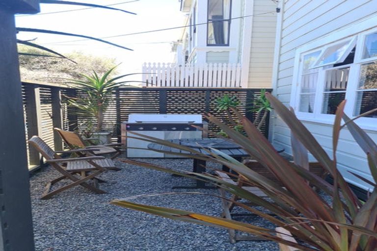Photo of property in 137 Elizabeth Street, Mount Victoria, Wellington, 6011