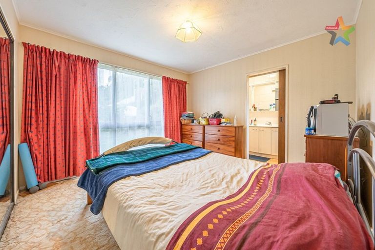 Photo of property in 236 Major Drive, Kelson, Lower Hutt, 5010