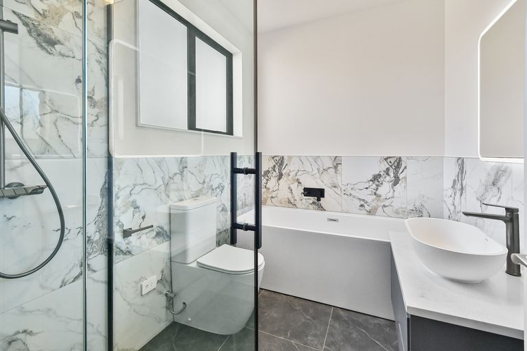 Photo of property in 30 Harbour Crest Drive, Waiuku, 2123