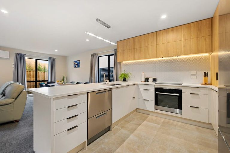 Photo of property in 5 Packhorse Lane, Arthurs Point, Queenstown, 9371