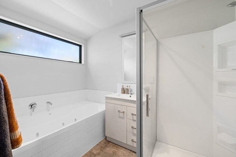 Photo of property in 14 Redwood Place, St Albans, Christchurch, 8052