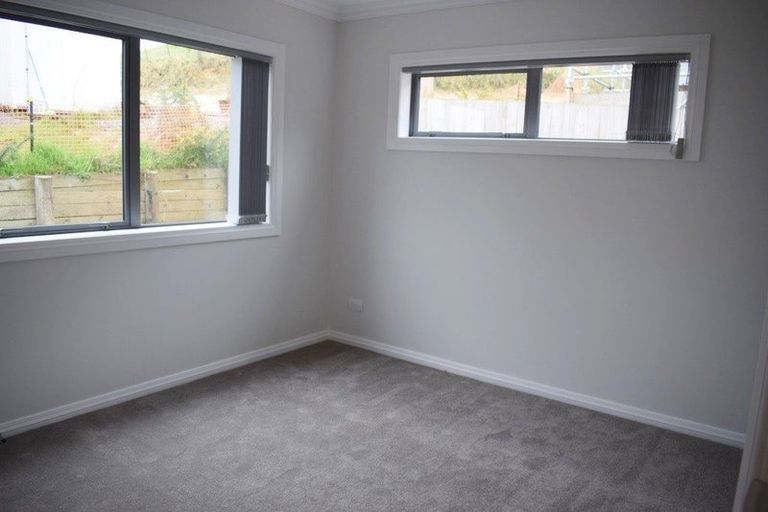 Photo of property in 50 Colliston Rise, Pinehill, Auckland, 0632