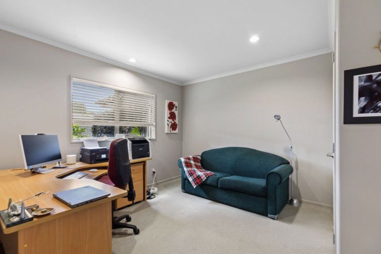 Photo of property in 18 Harbelle Close, Bethlehem, Tauranga, 3110