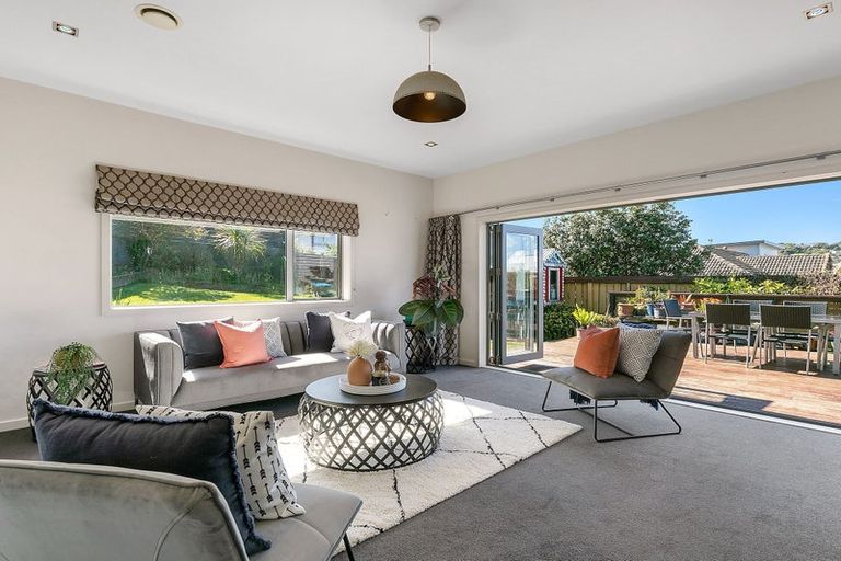 Photo of property in 14 Kahutea Terrace, Titahi Bay, Porirua, 5022