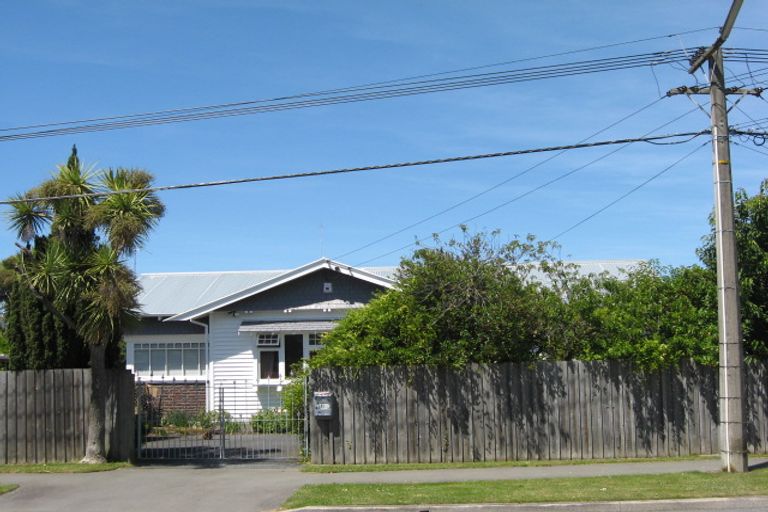 Photo of property in 92 Champion Street, Edgeware, Christchurch, 8013