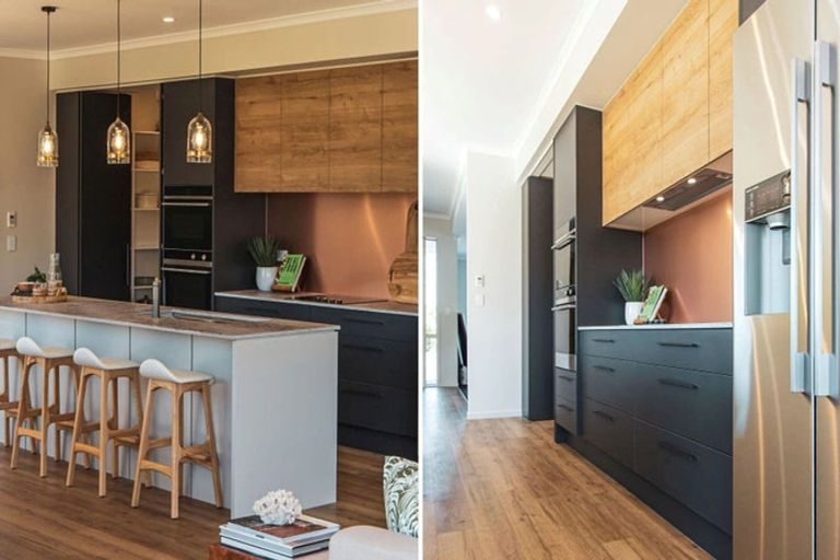 Photo of property in 61 Mcindoe Road, Kumeu, 0810