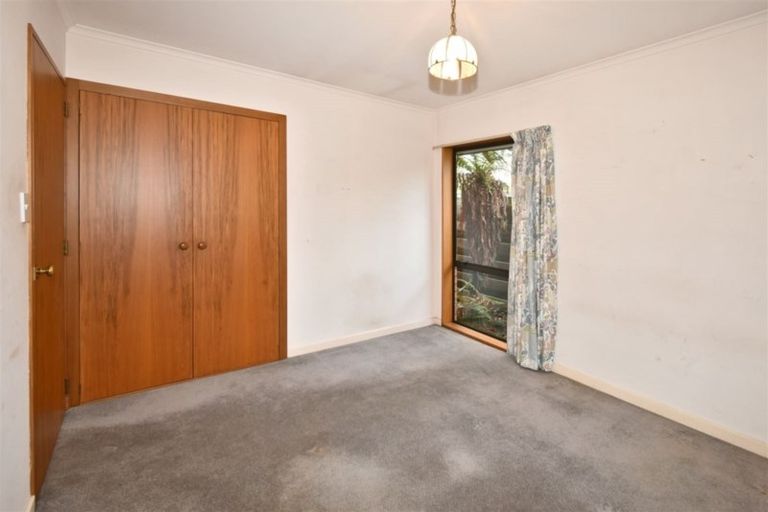 Photo of property in 2/23 Hamilton Avenue, Ilam, Christchurch, 8041