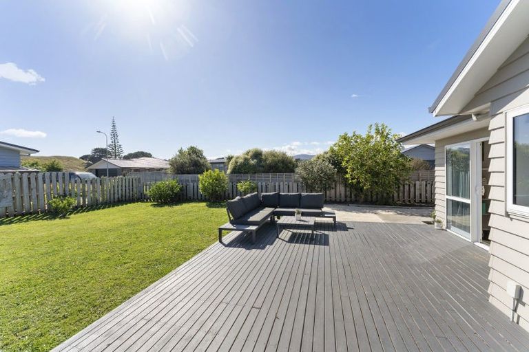 Photo of property in 4 Te Wiremu Lane, Otaki, 5512